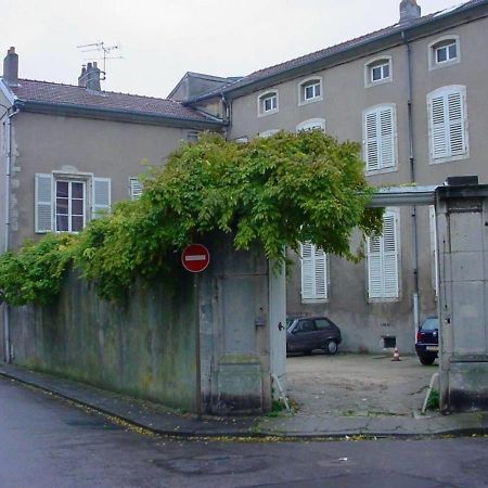 Appartement Historique Au Centre De Toul, Proche Cathedrale, Tous Services Inclus - Fr-1-584-74 Экстерьер фото